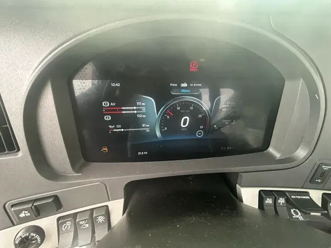 2026 Kenworth T880 Short Hood