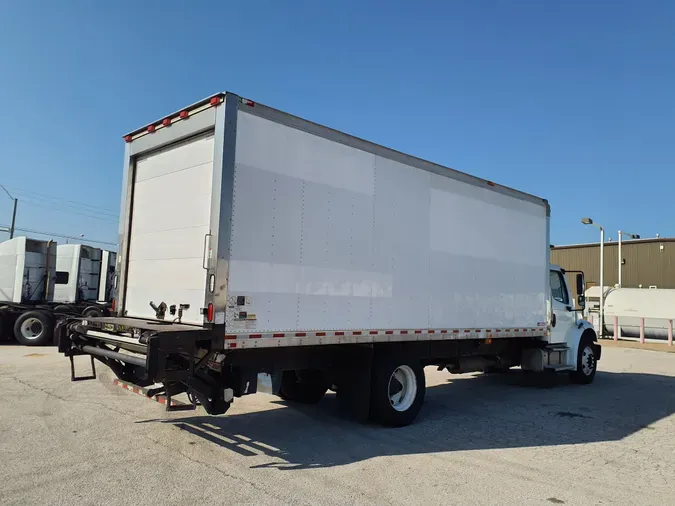 2016 FREIGHTLINER/MERCEDES M2 106