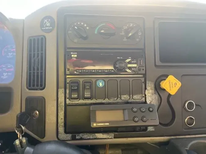 2019 NAVISTAR INTERNATIONAL 4300