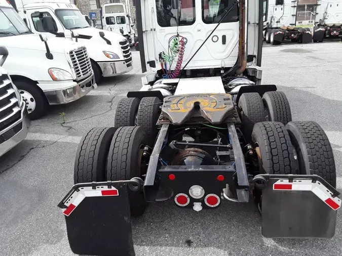 2019 FREIGHTLINER CASCADIA 125