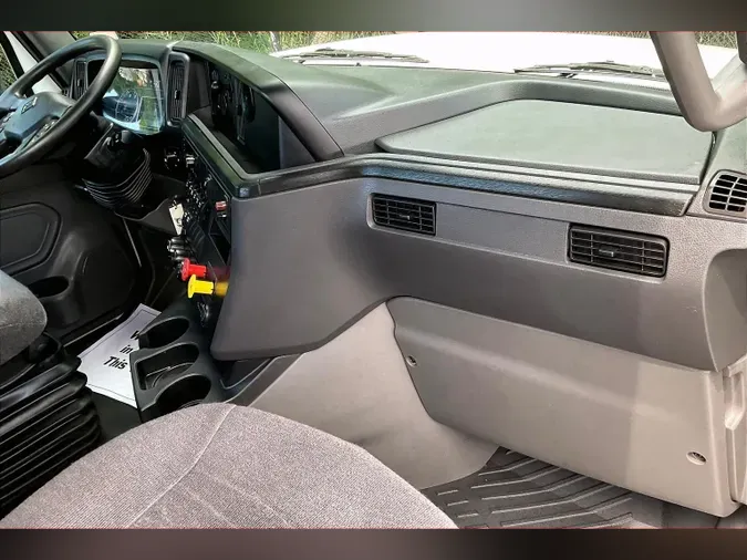 2022 INT LT625 6x404ae8f444b0aa74ee686a7cf5eb3d34c