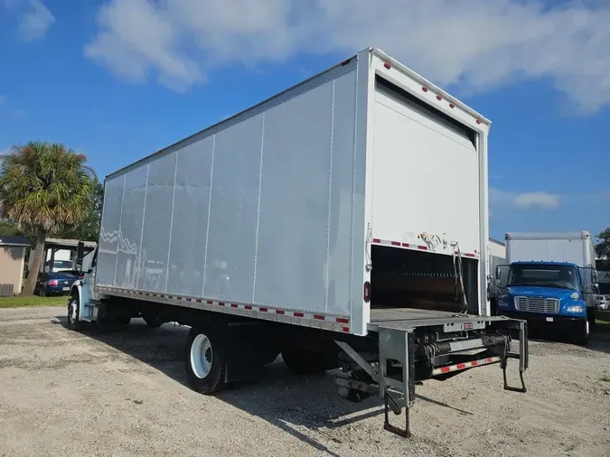 2019 FREIGHTLINER M2 106