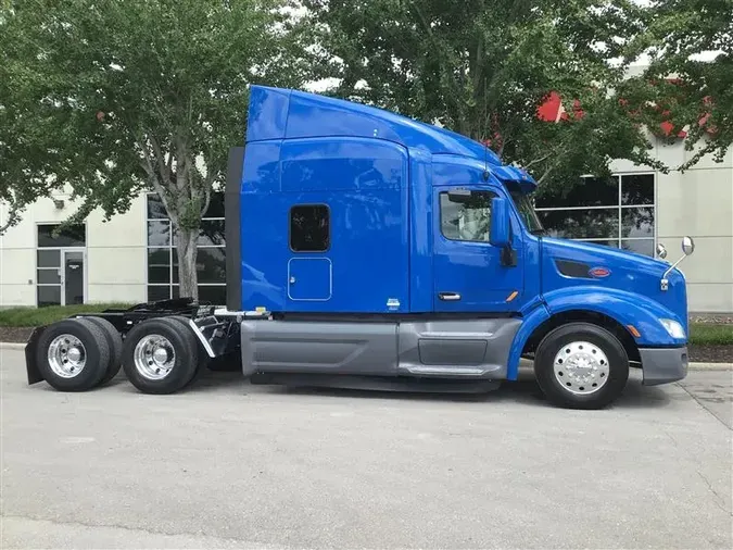 2019 PETERBILT 579