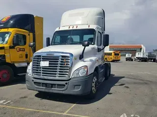 2016 Freightliner Cascadia 125 Day Cab