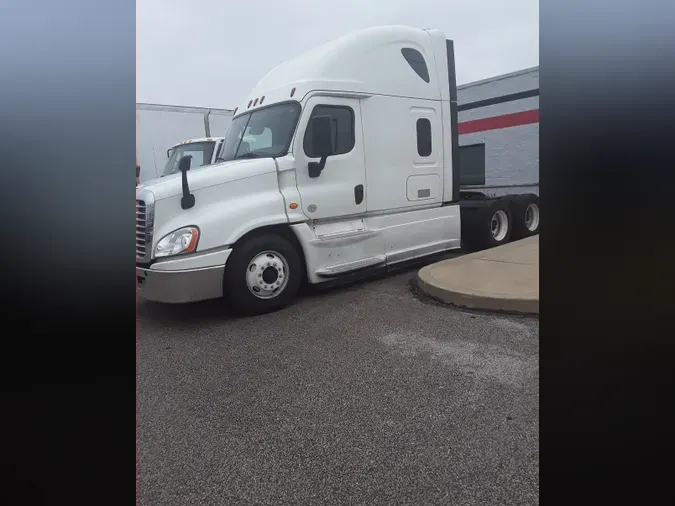 2019 FREIGHTLINER/MERCEDES CASCADIA 12504be8ea750784b934783f2eea2090f82