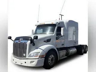 2022 Peterbilt 579