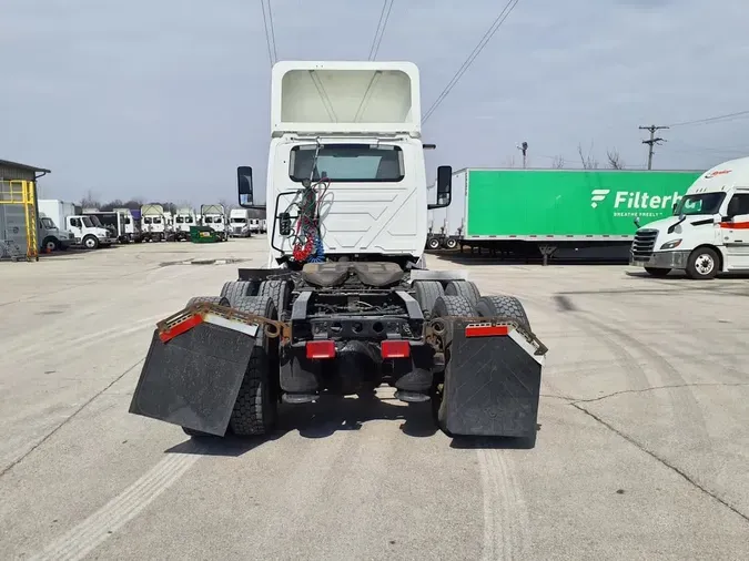 2019 NAVISTAR INTERNATIONAL LT625 DAYCAB T/A