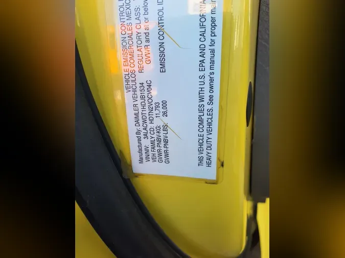 2017 FREIGHTLINER/MERCEDES M2 106