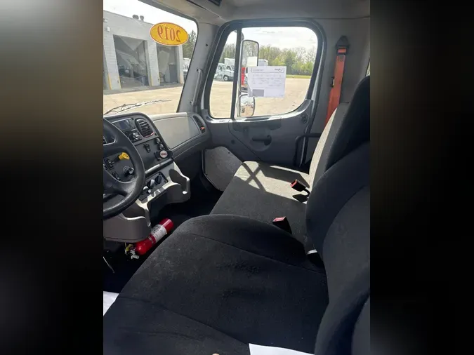 2019 FREIGHTLINER/MERCEDES M2 10604ca980f6731d96893ffff1a3ecba2f1