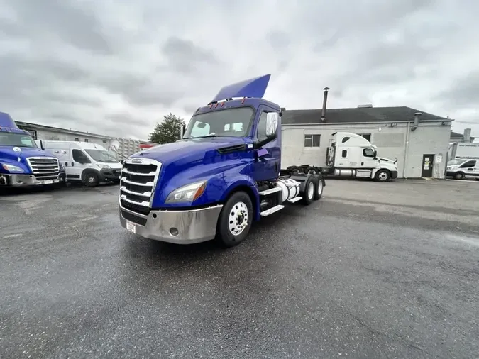 2019 FREIGHTLINER NEW CASCADIA PX12664