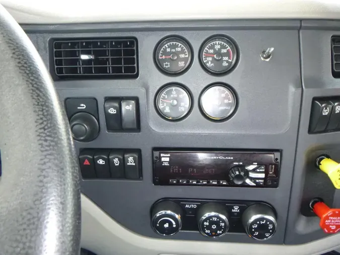 2018 Peterbilt 579