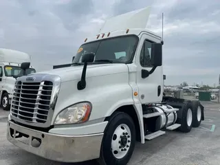 2016 Freightliner CASCADIA 125