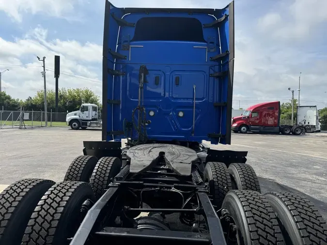 2020 Freightliner Cascadia