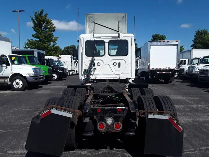 2018 FREIGHTLINER/MERCEDES CASCADIA 125