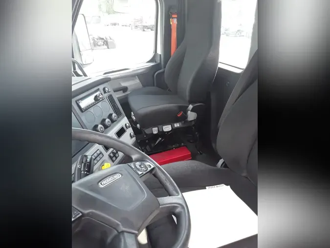 2020 FREIGHTLINER/MERCEDES NEW CASCADIA 126
