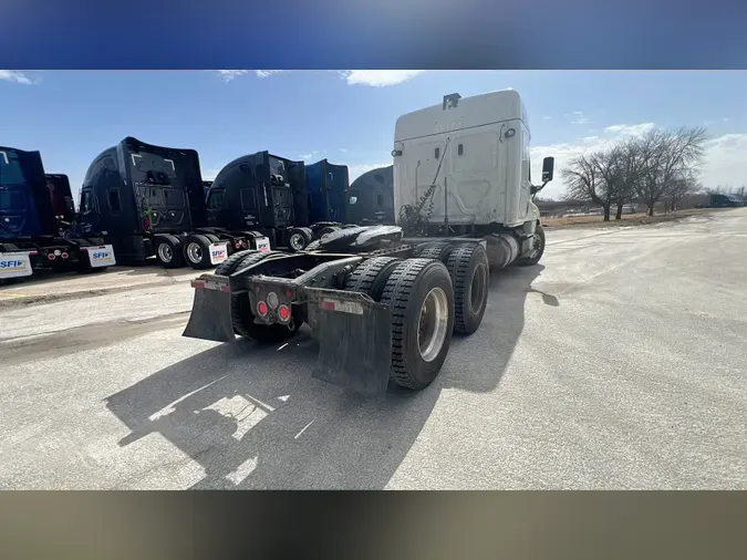2020 Freightliner Cascadia