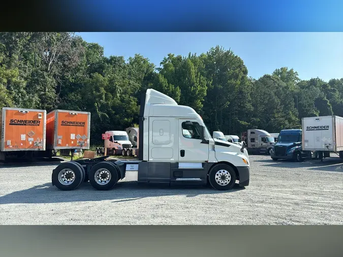 2022 Freightliner Cascadia 12604e1b02d059d515729edf5de1d0be13d