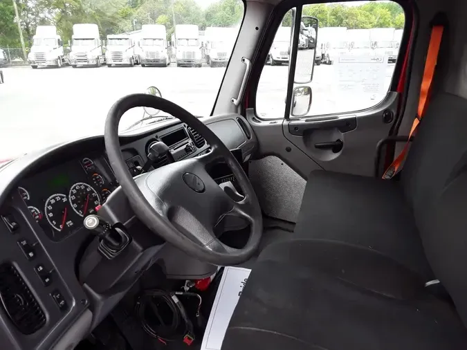 2018 FREIGHTLINER/MERCEDES M2 106