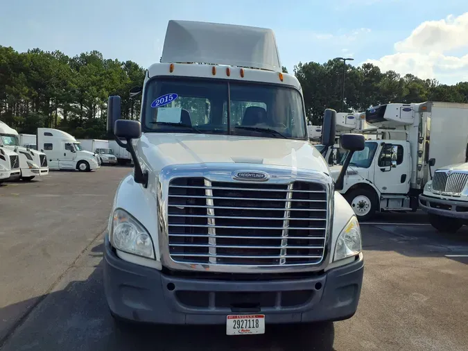 2015 FREIGHTLINER/MERCEDES CASCADIA 125