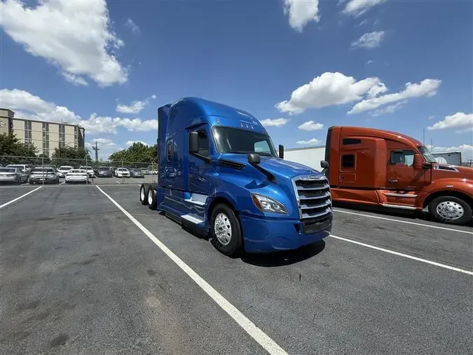 2020 FREIGHTLINER CASCADEVO104e864e9a2486c995f928090cc8cefe6