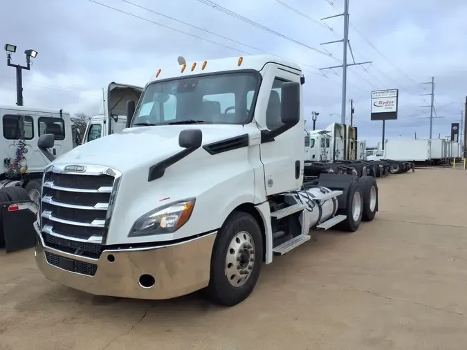 2021 FREIGHTLINER/MERCEDES NEW CASCADIA PX1266404eba5883e562ce7e07cefcaf97da5bc