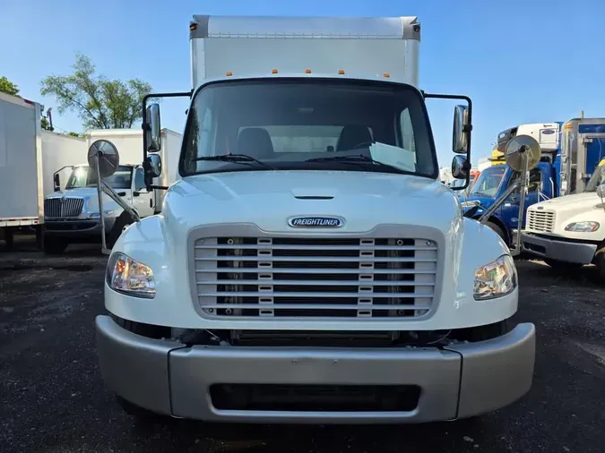 2018 FREIGHTLINER M2 106