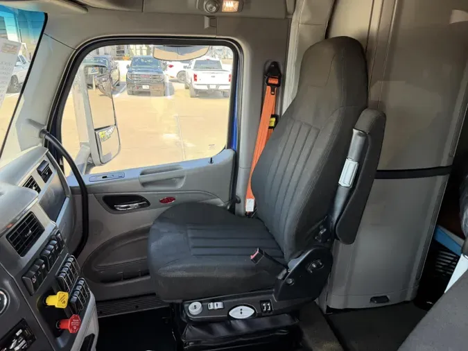 2020 Peterbilt 567