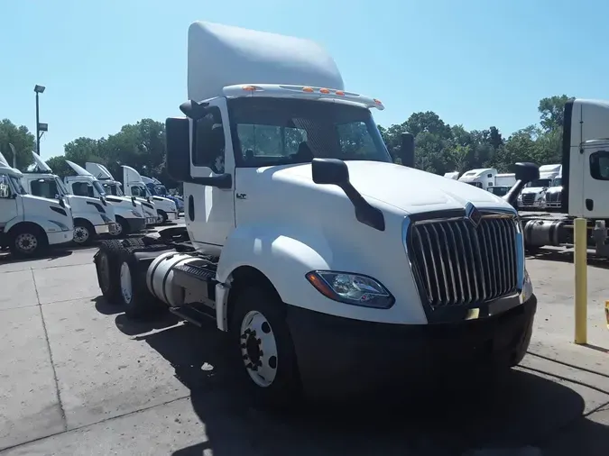 2018 NAVISTAR INTERNATIONAL LT625 DAYCAB T/A