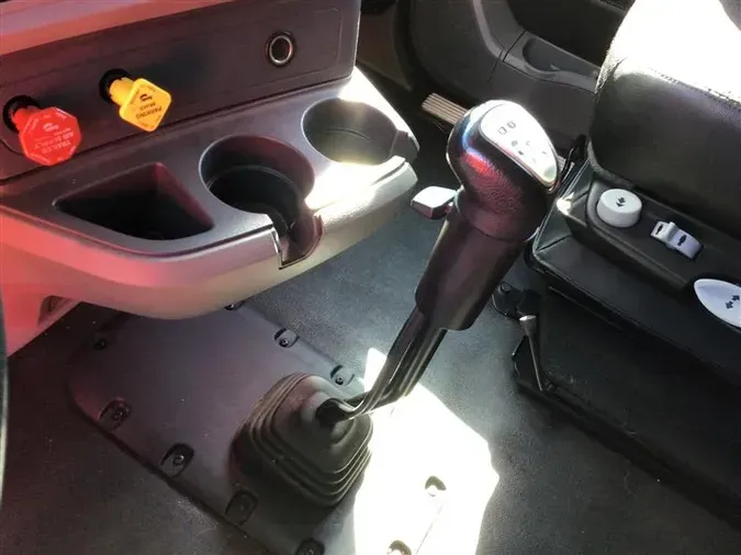 2021 KENWORTH T68004f2cd94b42830539f7ae273b77c977d