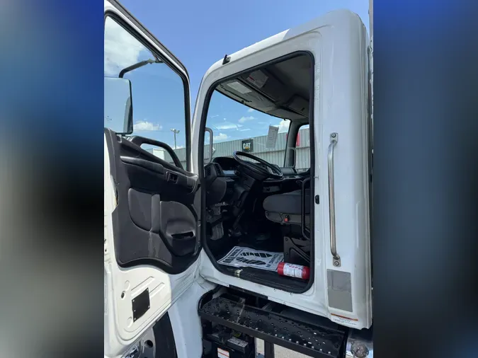 2019 Hino 268A