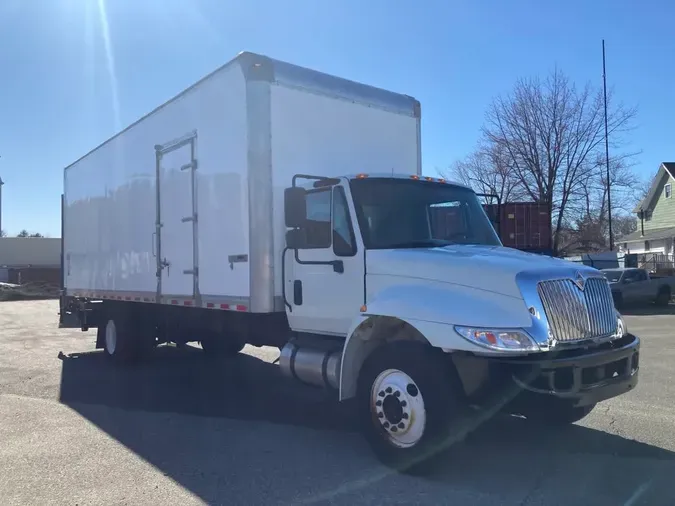 2019 NAVISTAR INTERNATIONAL 4300