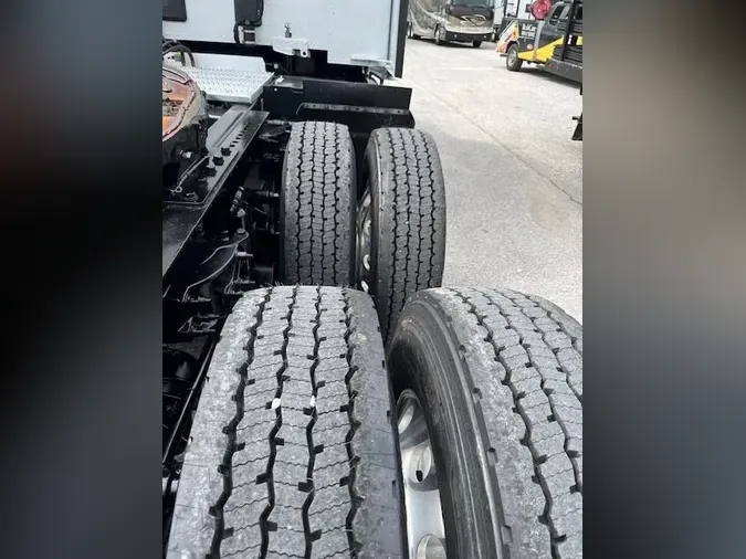 2022 Peterbilt 579
