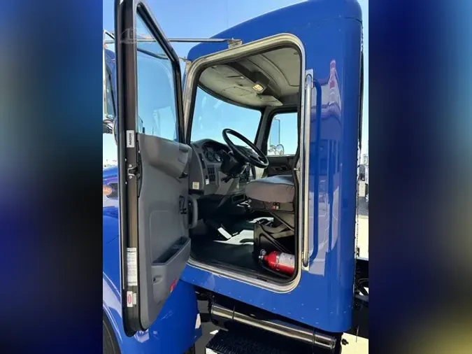 2018 PETERBILT 330