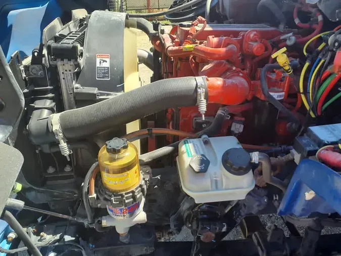 2021 FREIGHTLINER/MERCEDES M2 106