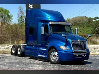 2018 International LT625 6x4