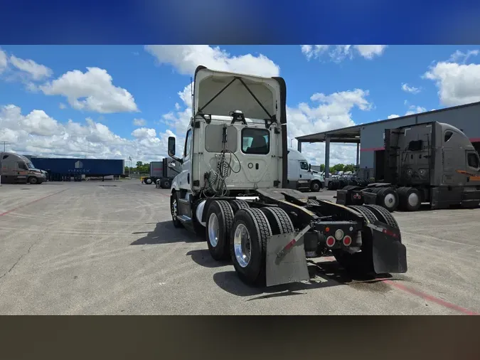 2019 Freightliner Cascadia 126050b604741927c347f4ef5a0eb3e593f