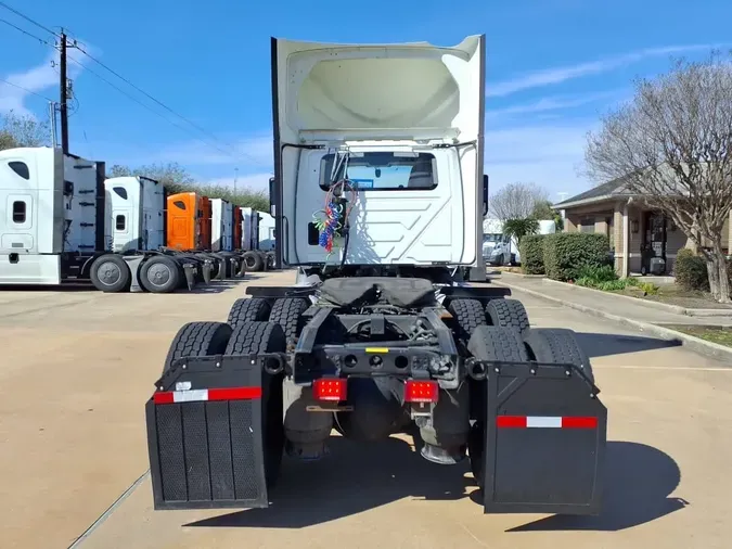 2020 NAVISTAR INTERNATIONAL RH613 DAYCAB T/A