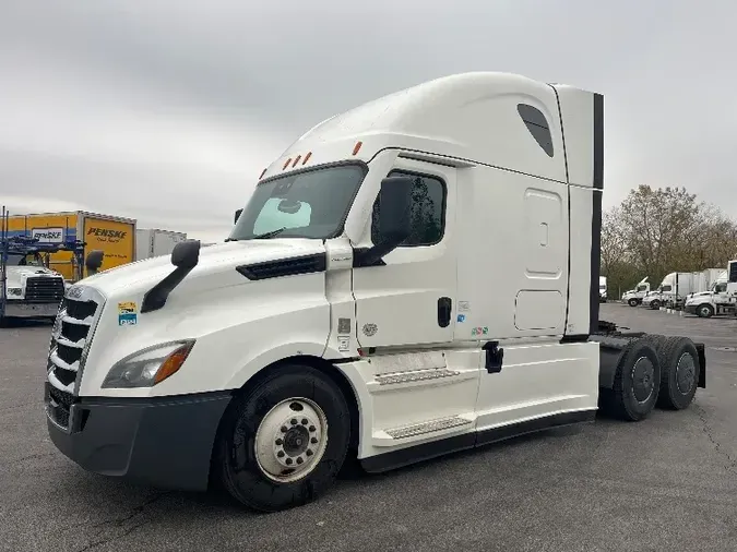 2020 Freightliner T12664ST