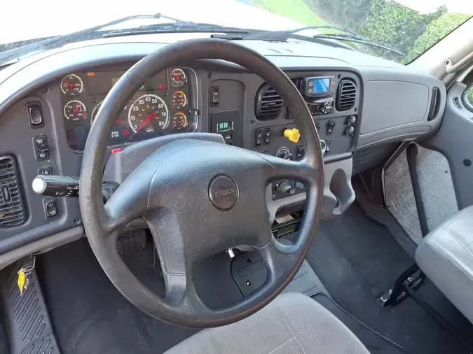 2019 FREIGHTLINER/MERCEDES M2 10605146af0e242452b26beb31361db5bc3