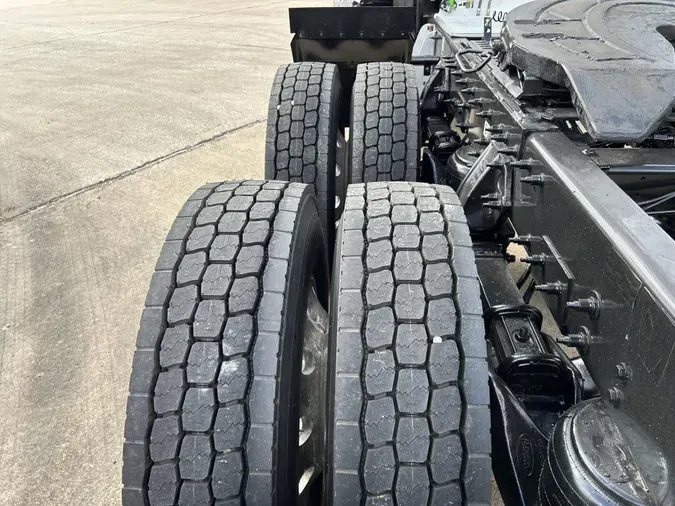 2021 Peterbilt 567