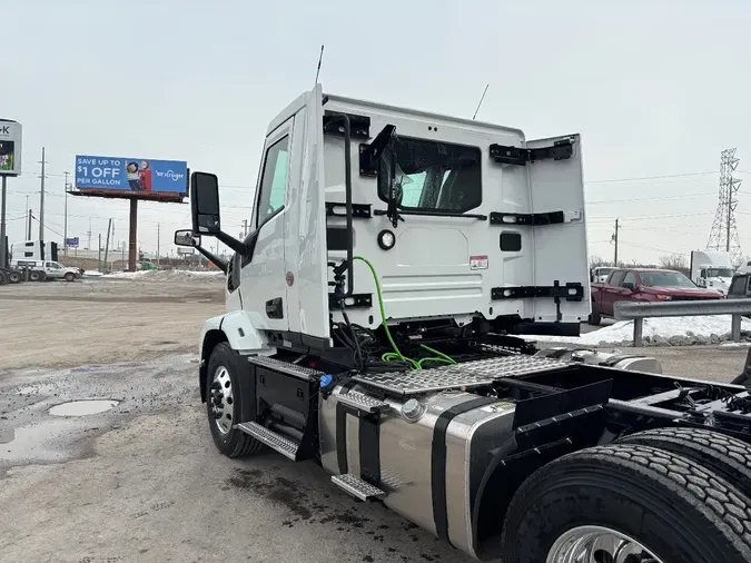 2027 MACK ANTHEM 64T051a810f4077807133246adb18407a56