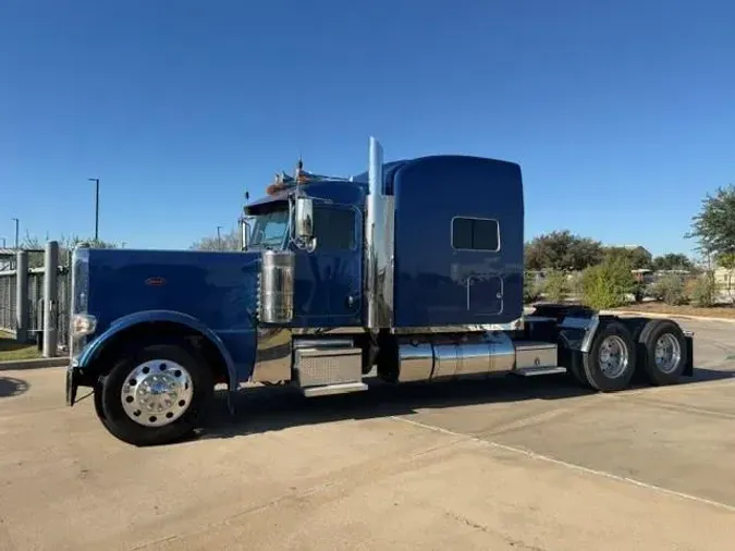 2023 Peterbilt 389051b34619ef349554b653b4108c28244