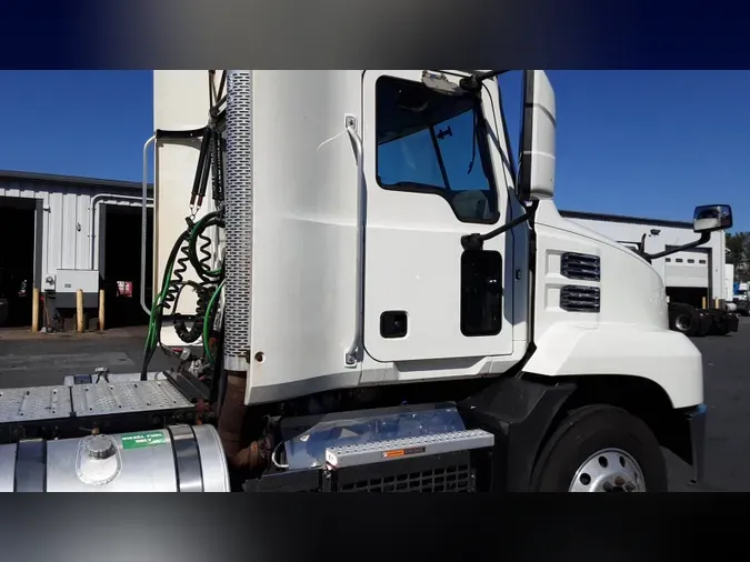 2020 Mack Anthem051c2f260c6bc2da0839b51f3e5a23a2