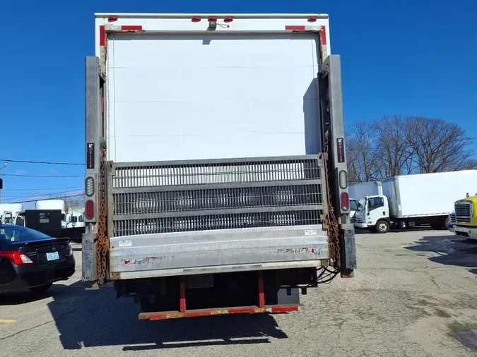 2017 FREIGHTLINER/MERCEDES M2 106