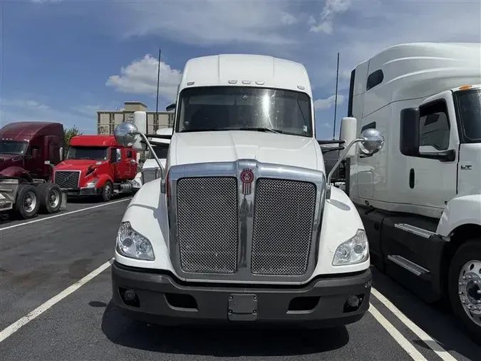 2021 KENWORTH T680