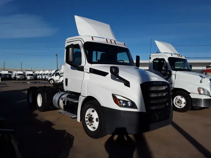 2019 FREIGHTLINER/MERCEDES PT126064ST