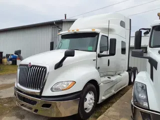 2019 NAVISTAR INTERNATIONAL LT625 SLPR CAB