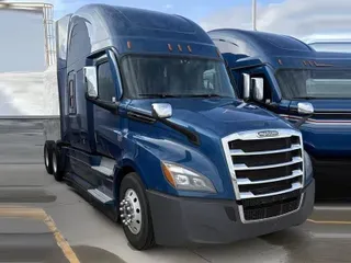 2021 FREIGHTLINER CA126