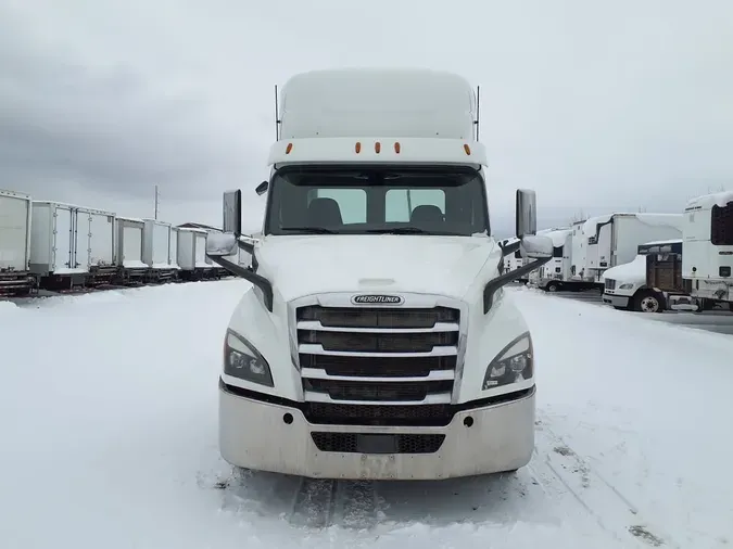 2019 FREIGHTLINER/MERCEDES NEW CASCADIA 116