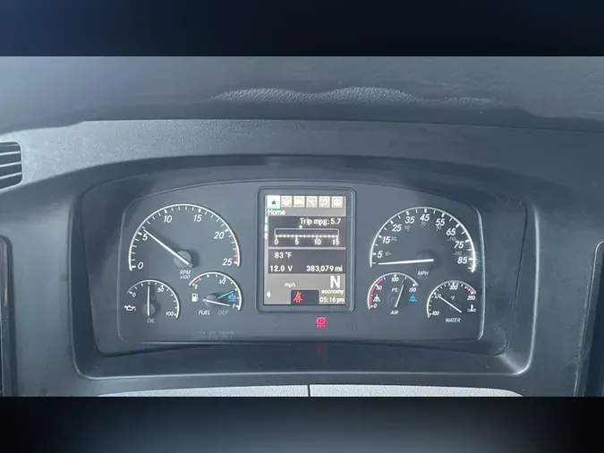 2021 Freightliner Cascadia 126